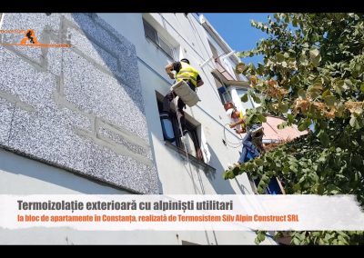 termoizolatie exterioara cu alpinisti utilitari la bloc de apartamente in Constanta